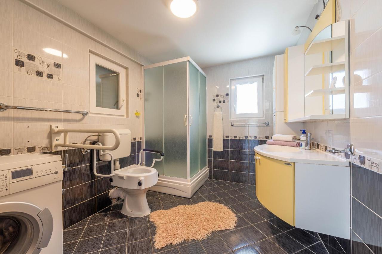 Niko Apartment Вир Экстерьер фото
